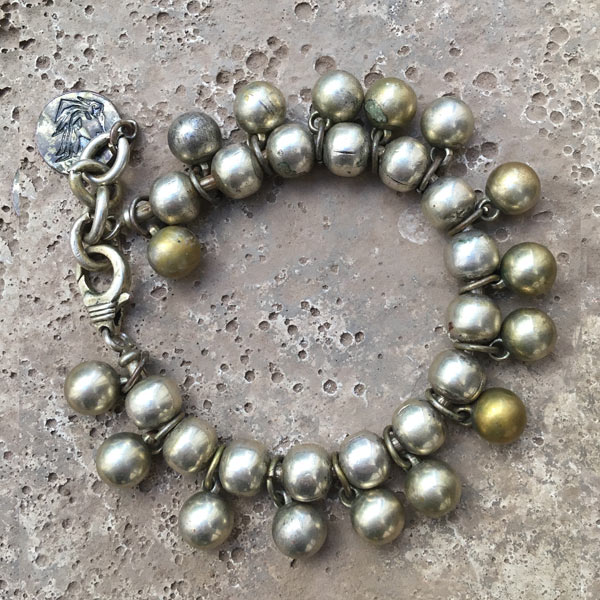 Bracelet B62   price €18