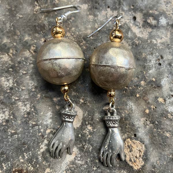 Earring E954   price €20