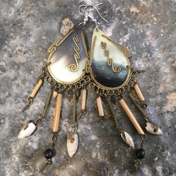 Earring E810   price €15