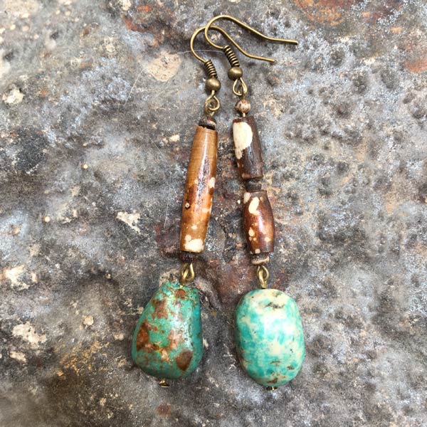 Earring E469   price €18