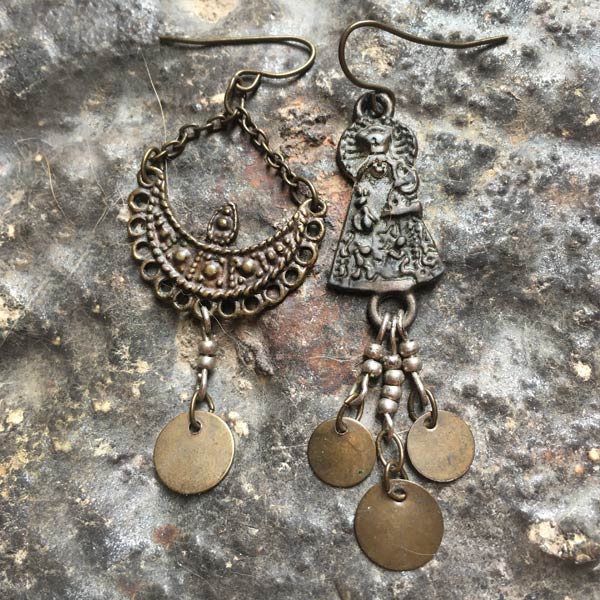 Earring E589   price €20