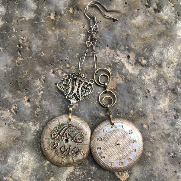 Earring E832   price €30