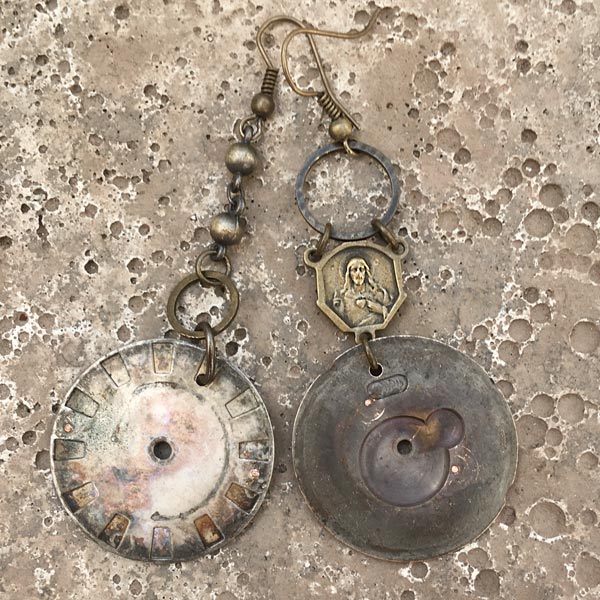 Earring E204    price €25