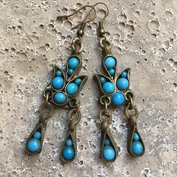 Earring E218    price €15