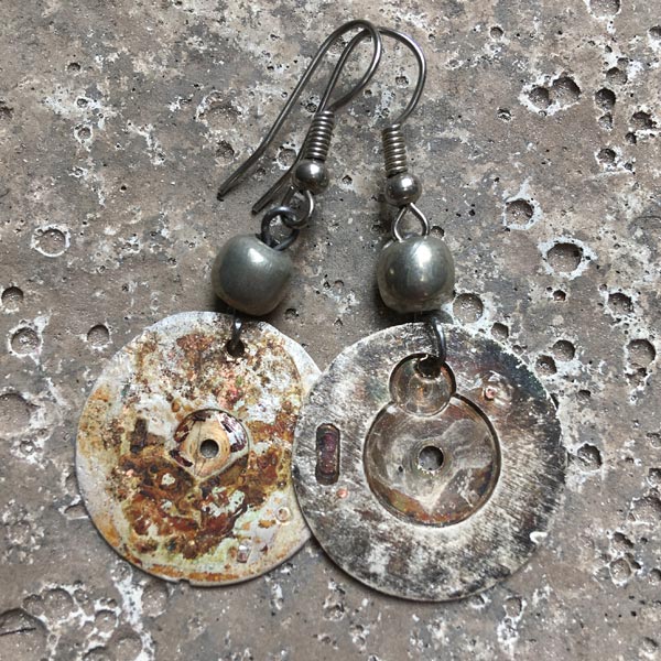 Earring E217    price €22