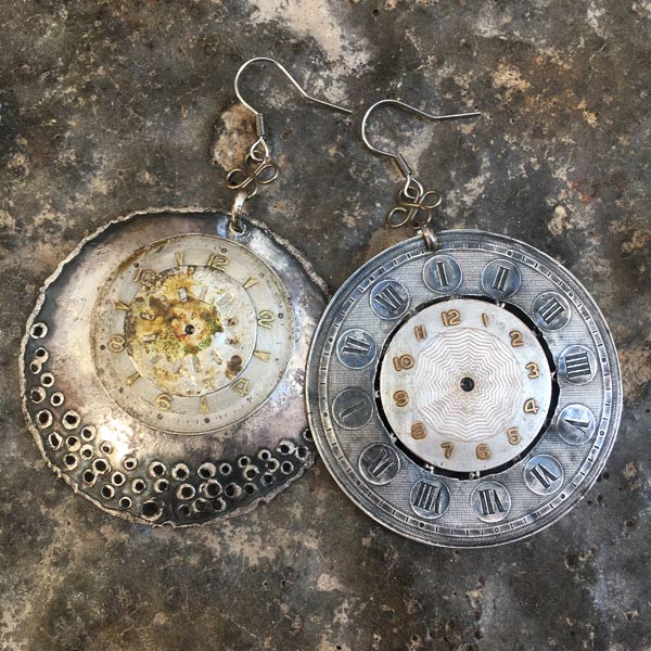 Earring E842   price €20