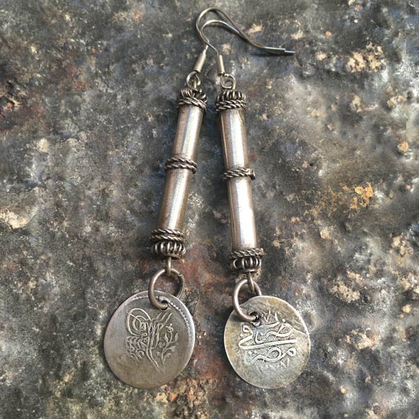 Earring E504   price €18