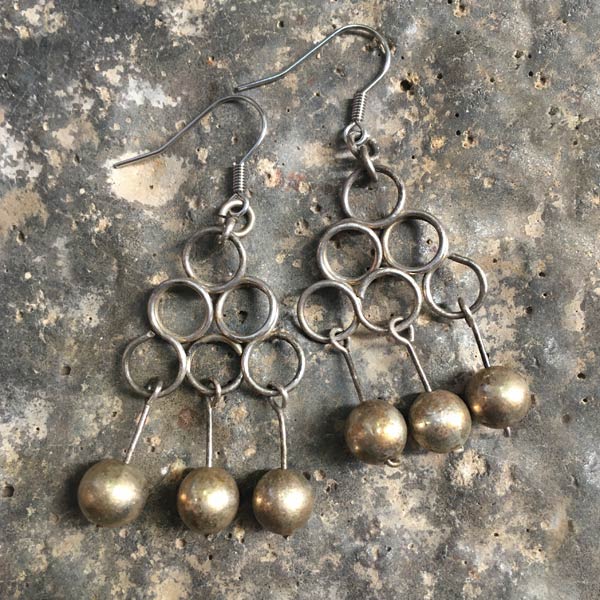 Earring E599   price €18