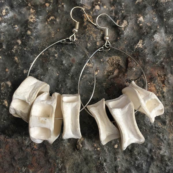 Earring E613   price €18