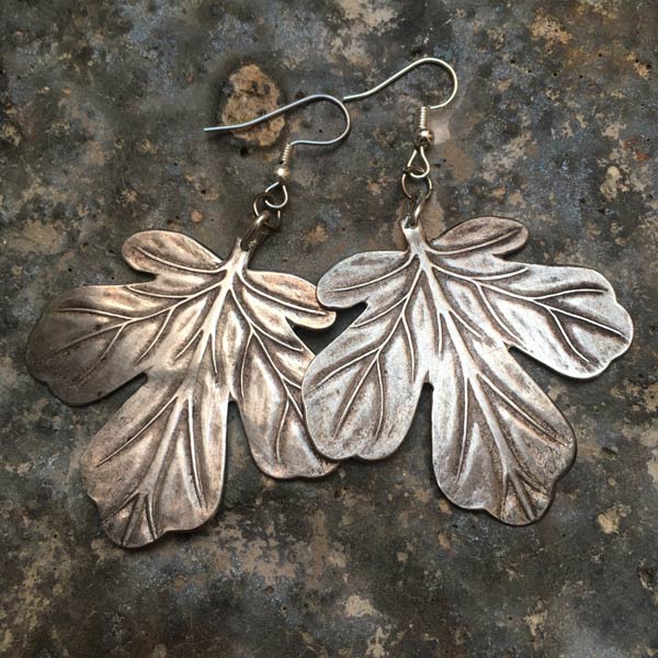 Earring E608   price €18