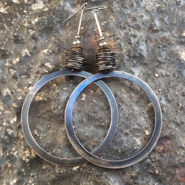 Earring E629   price €18