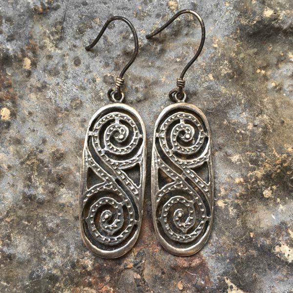 Earring E638   price €18