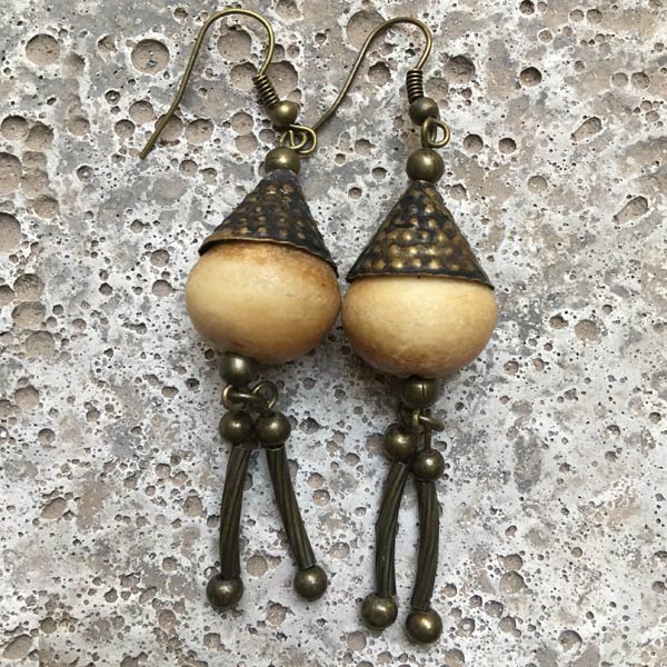 Earring E302    price €17