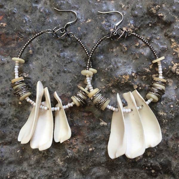 Earring E701   price €20