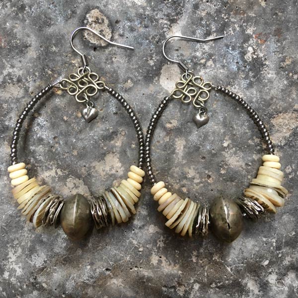 Earring E710   price €20