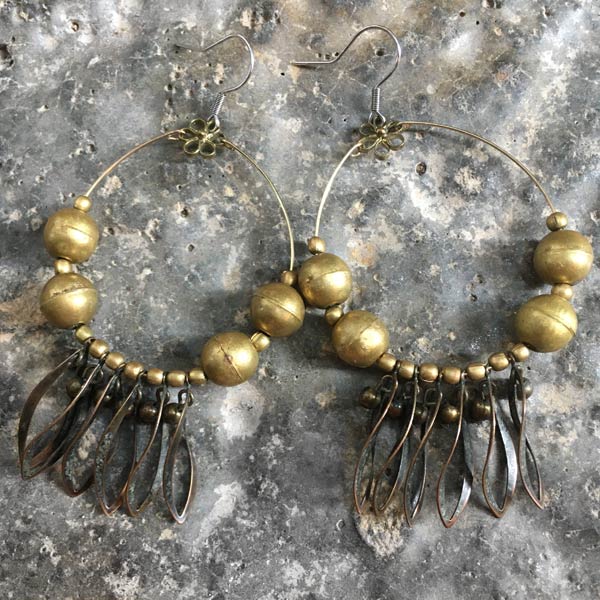 Earring E947   price €20