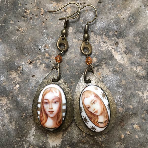 Earring E731   price €20