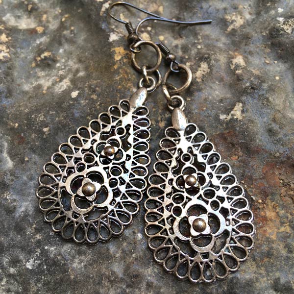 Earring E352   SOLD