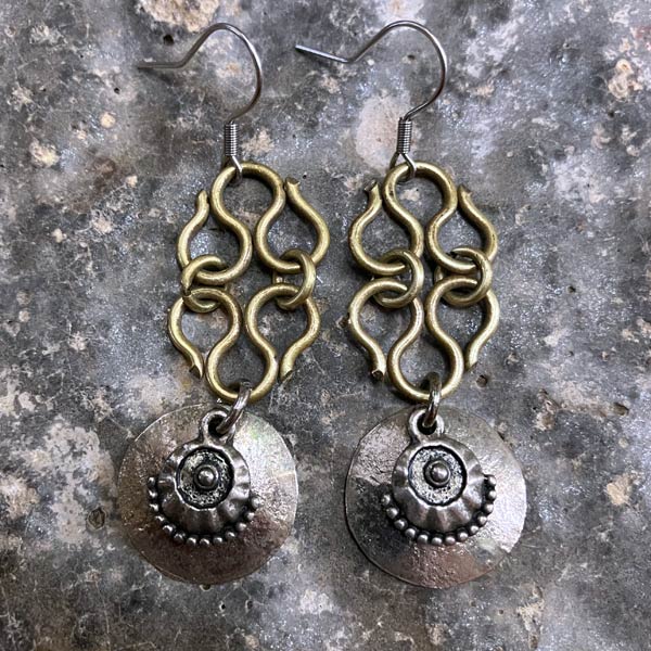 Earring E937   price €20