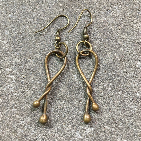 E05 Earring E005 SOLD