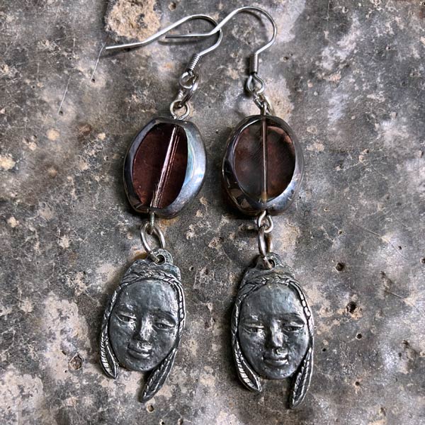 Earring E932   price €20