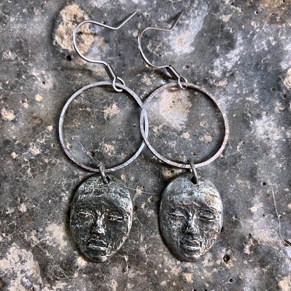 Earring E930   price €20