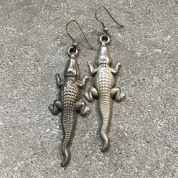 Earring E054   price €18