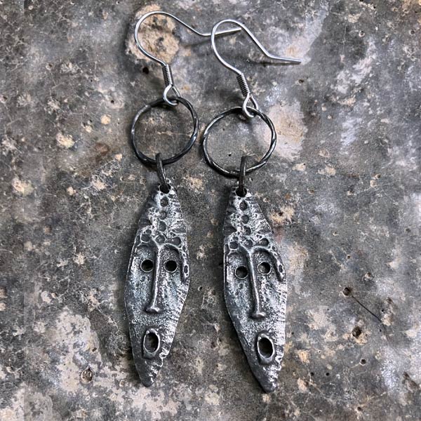 Earring E922   price €20