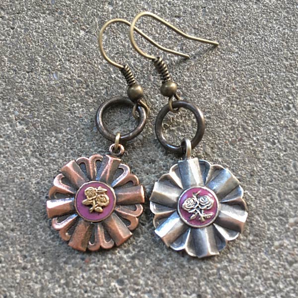 Earring E114   price €24