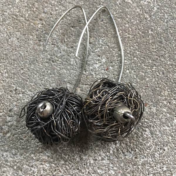 Earring E117   price €15