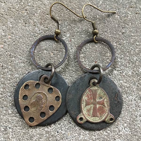 E119 Earring E119 price €25