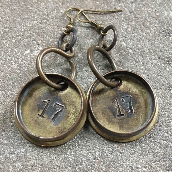 Earring E118   price €18