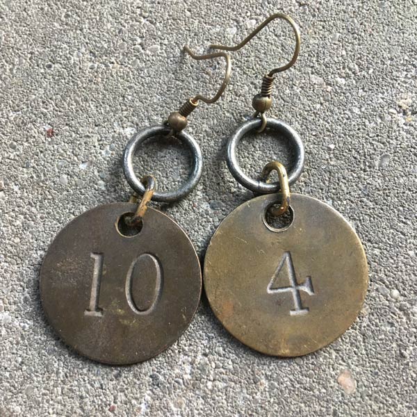 Earring E146   price €15