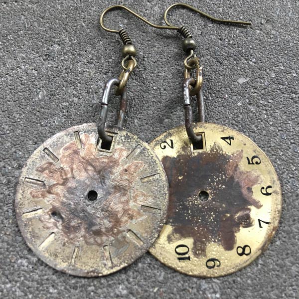 Earring E154   price €25