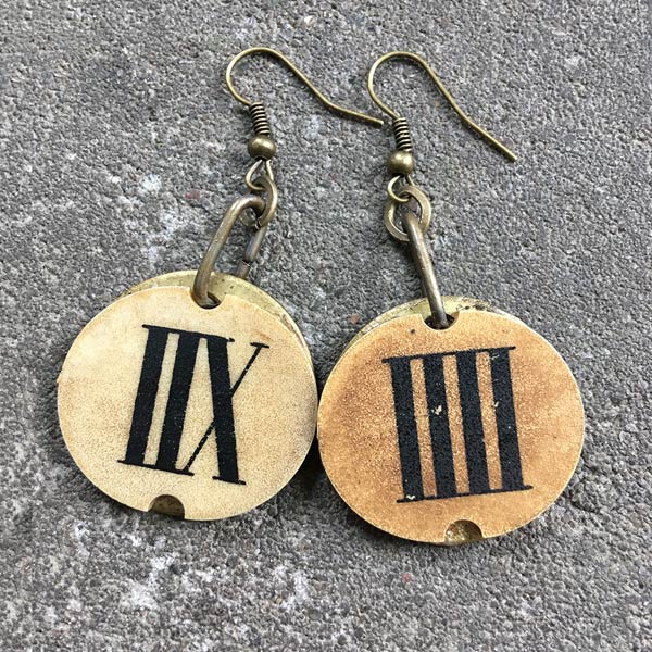 Earring E159   price €15