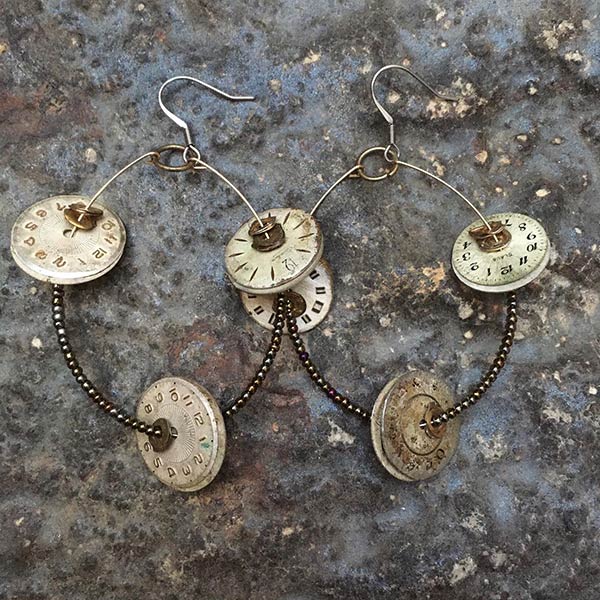 Earring E653   price €20