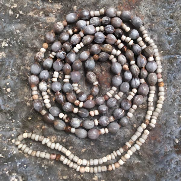 Necklace N112   price €30