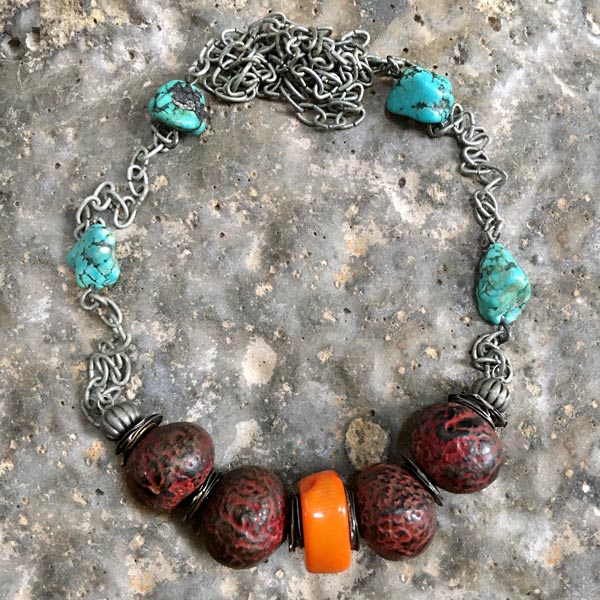 N135 Necklace N135 price €30