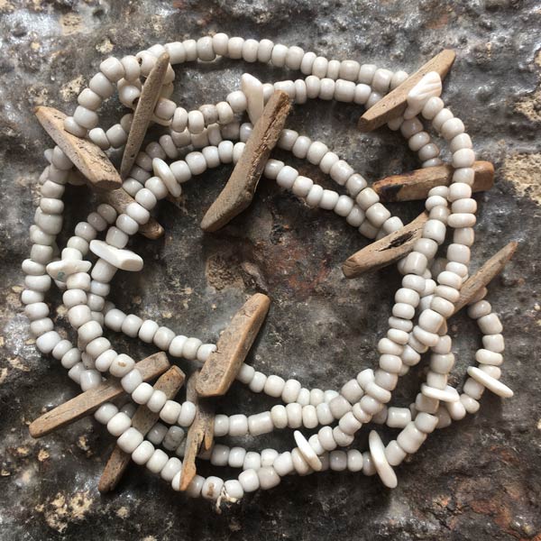N128 Necklace N128 price €16