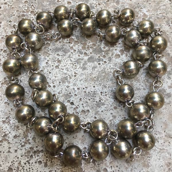 Necklace N047   price €18