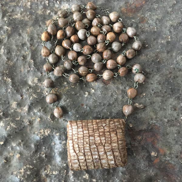 Necklace N106   price €35