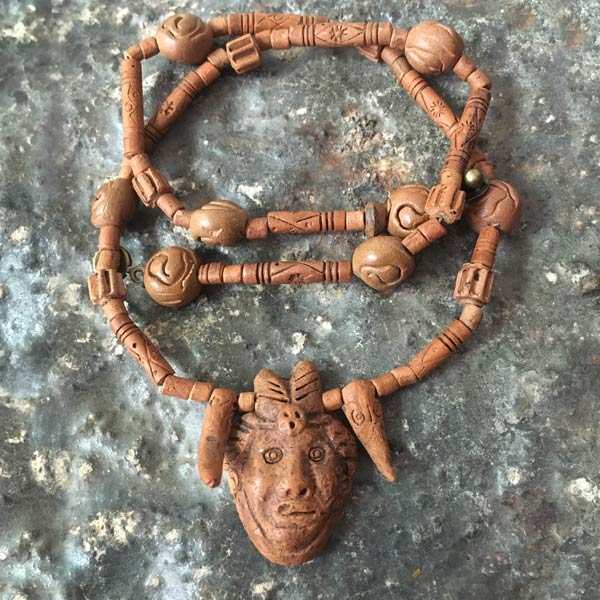 Necklace N107   price €17