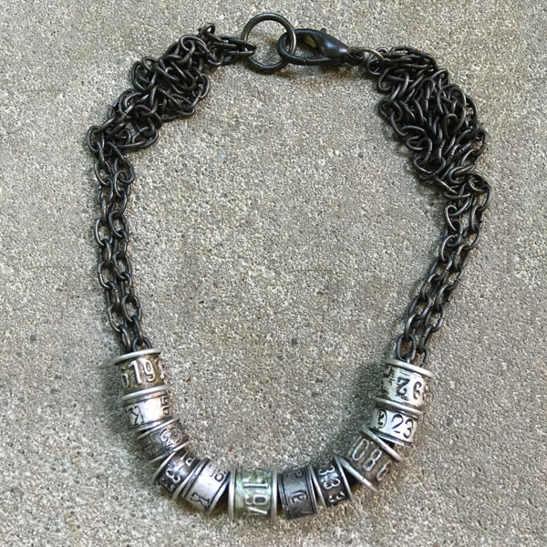 Necklace N09   price €28