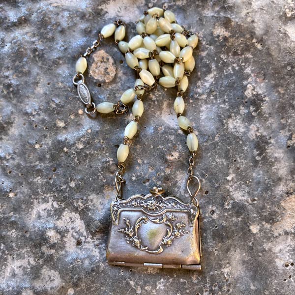 Necklace N146   price €35 