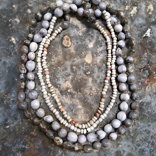 Pendant P106   price €30