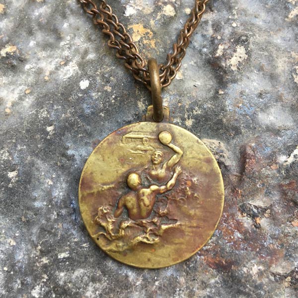 Pendant P70   price €25