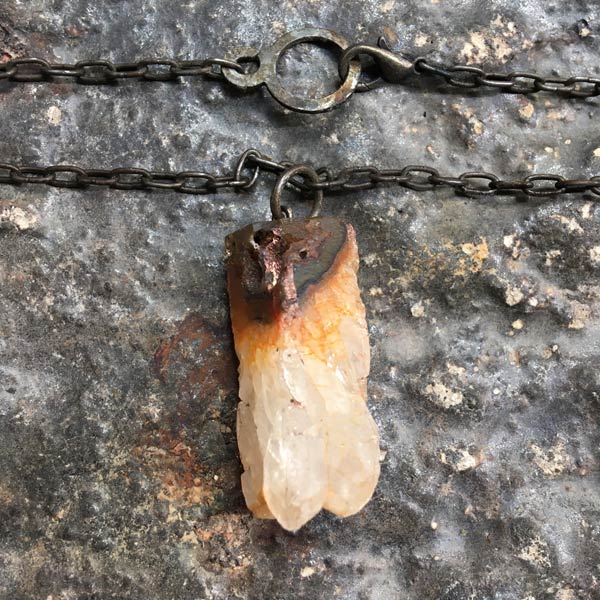 Pendant P098   price €25 